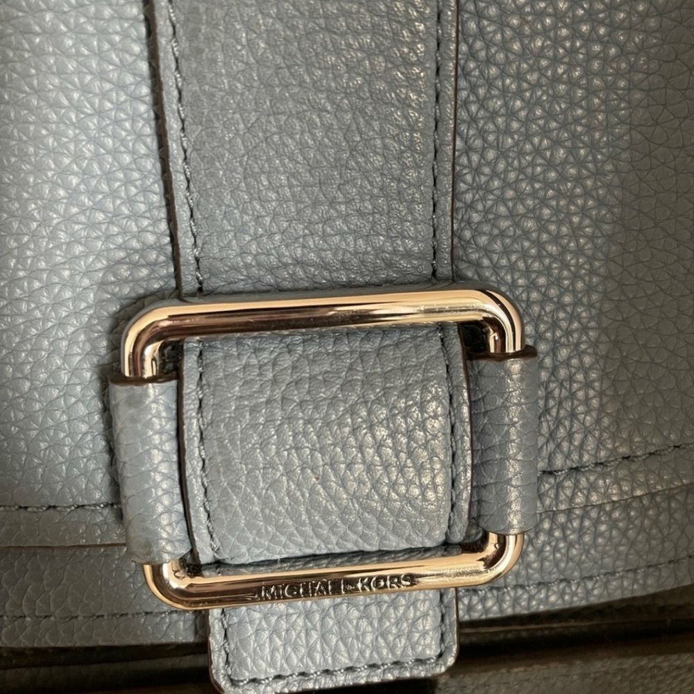 MICHAEL KORS Maxine Large Saddle Bag Blue Pebbled Leather - Picture 3 of 9